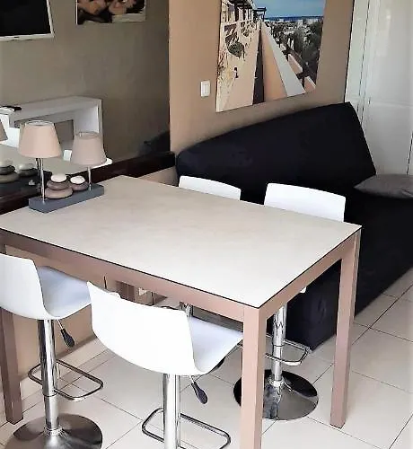 Apartament Village Naturiste Apollon *